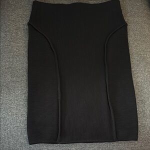 Elegant Black Ribbed Bandage Skirt